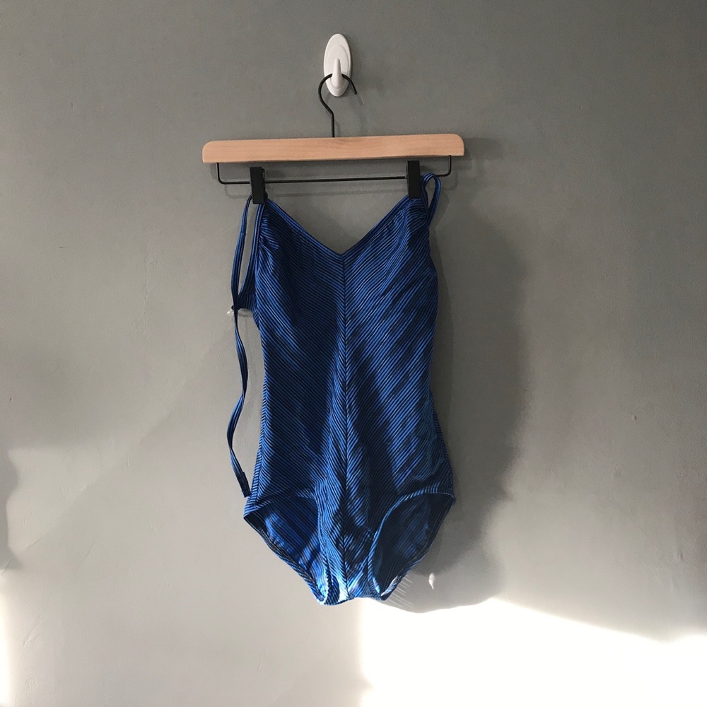 maxine of hollywood retro one-piece bathing suit